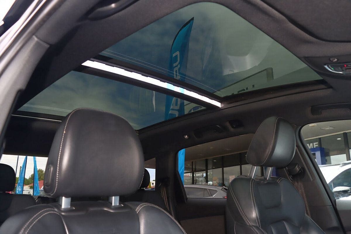 2023 Audi Q7 55 TFSI S line 4M