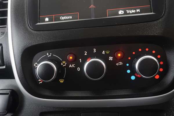 2022 Mitsubishi Express GLX SN SWB
