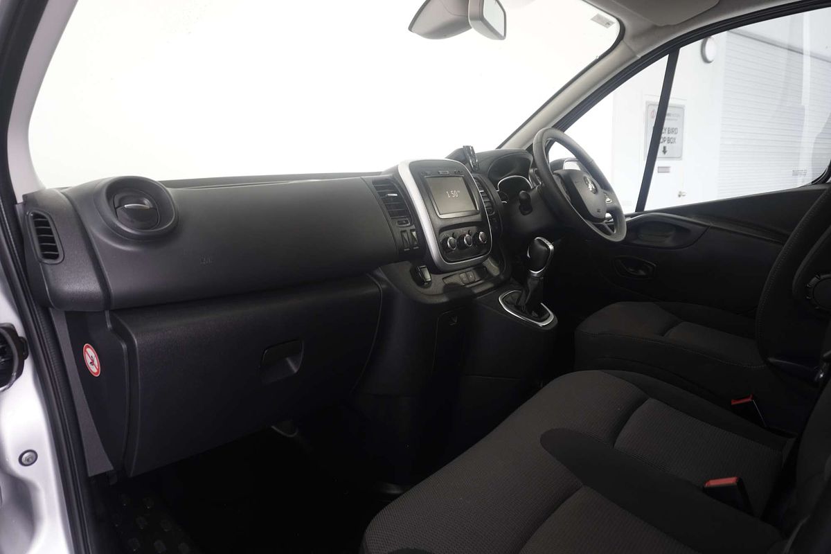 2022 Mitsubishi Express GLX SN SWB