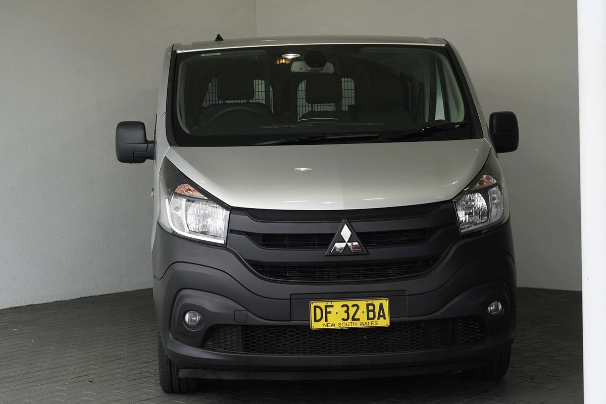 2022 Mitsubishi Express GLX SN SWB