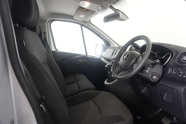 2022 Mitsubishi Express GLX SN SWB