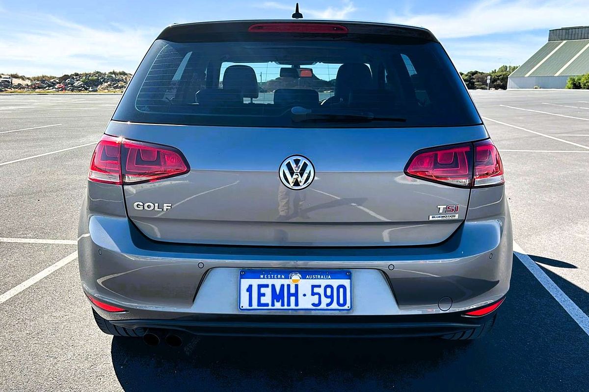 2014 Volkswagen Golf 103TSI Highline 7