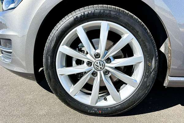 2014 Volkswagen Golf 103TSI Highline 7