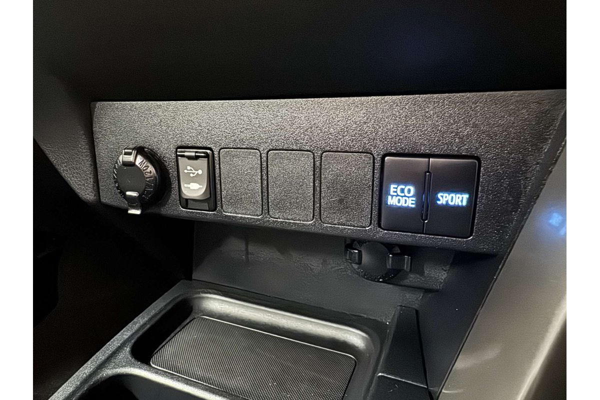 2018 Toyota RAV4 GX ZSA42R