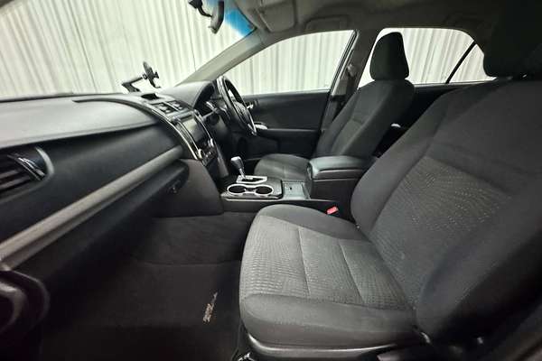 2016 Toyota Camry Atara S ASV50R