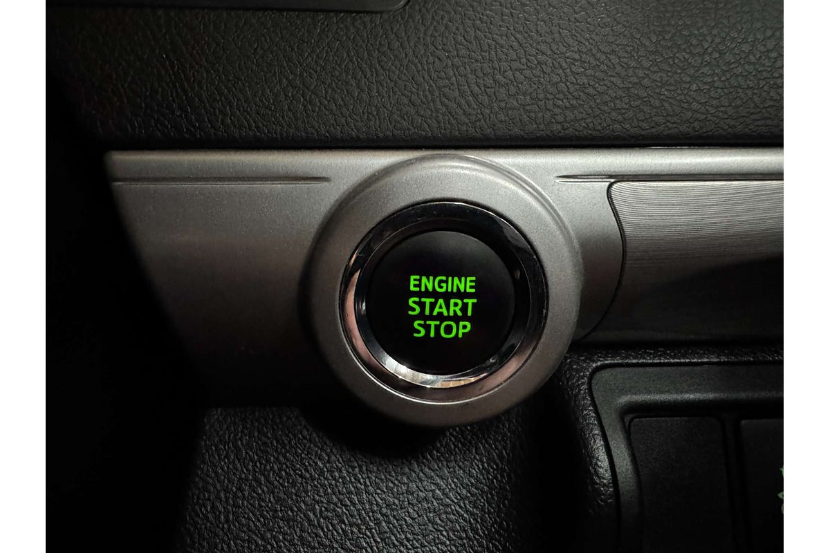 2016 Toyota Camry Atara S ASV50R