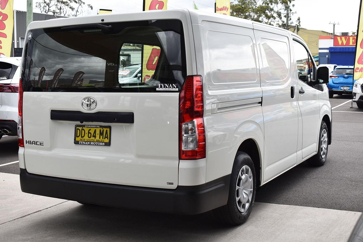 2022 Toyota Hiace GDH300R LWB