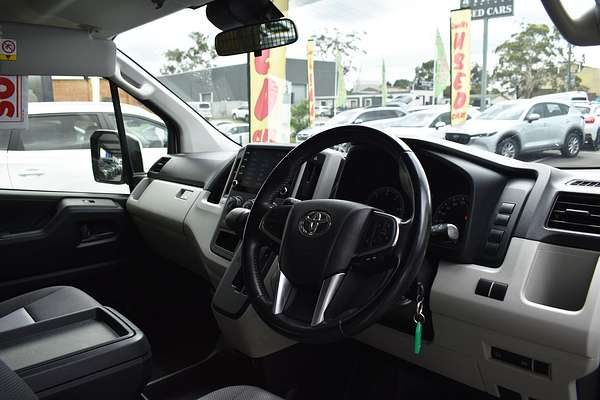 2022 Toyota Hiace GDH300R LWB