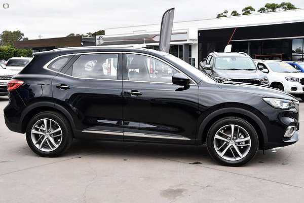 2024 MG HS Excite SAS23