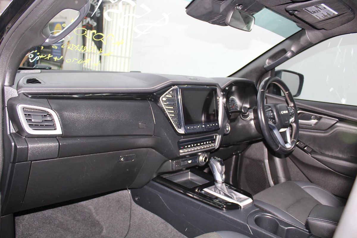 2021 Isuzu D-MAX X-TERRAIN 4X4
