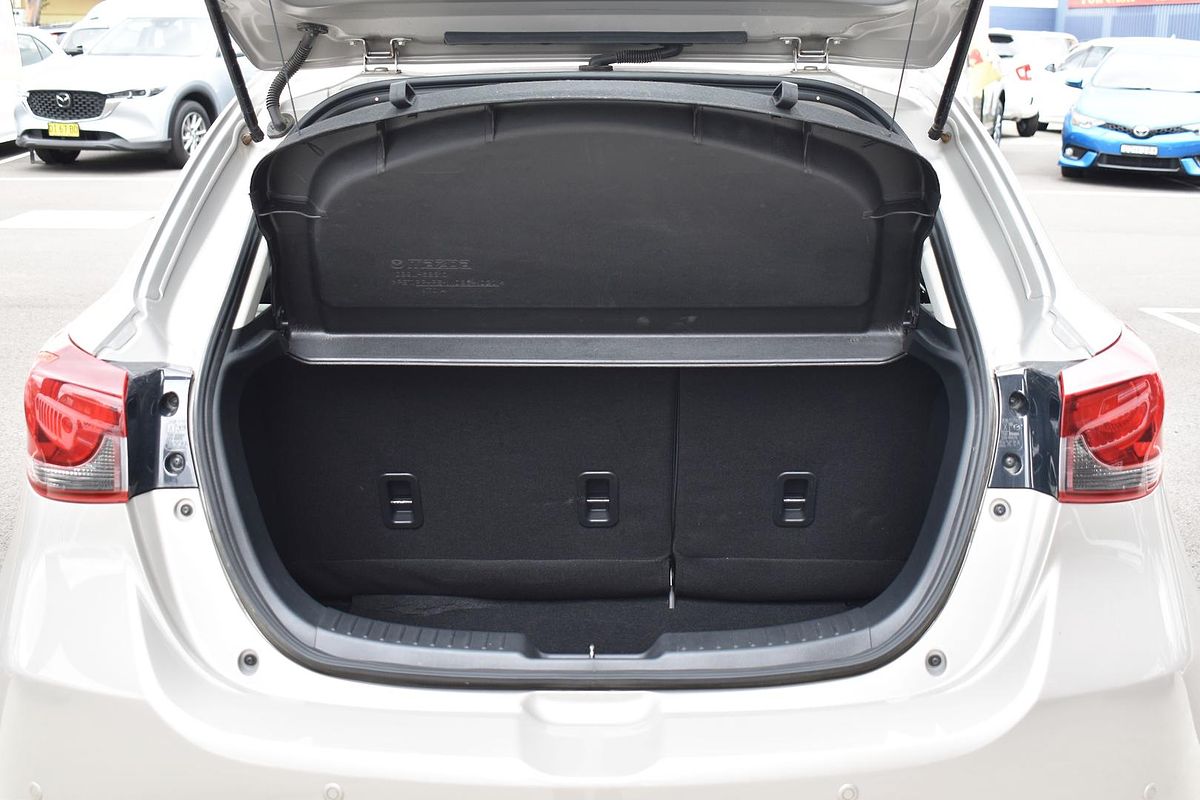 2023 Mazda 2 G15 Evolve DJ Series