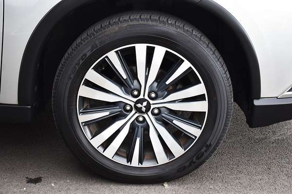 2019 Mitsubishi Outlander LS ZL