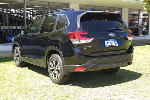 2024 Subaru Forester 2.5i Premium S5