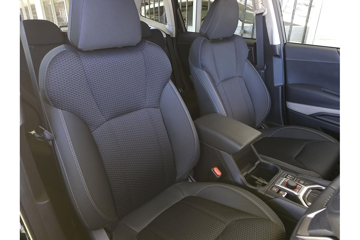 2024 Subaru Forester 2.5i Premium S5