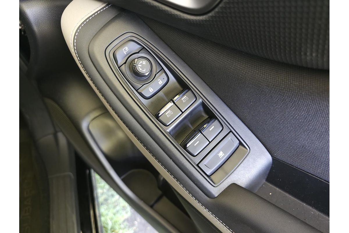 2024 Subaru Forester 2.5i Premium S5