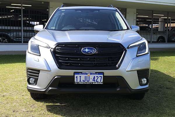 2024 Subaru Forester 2.5i Premium S5