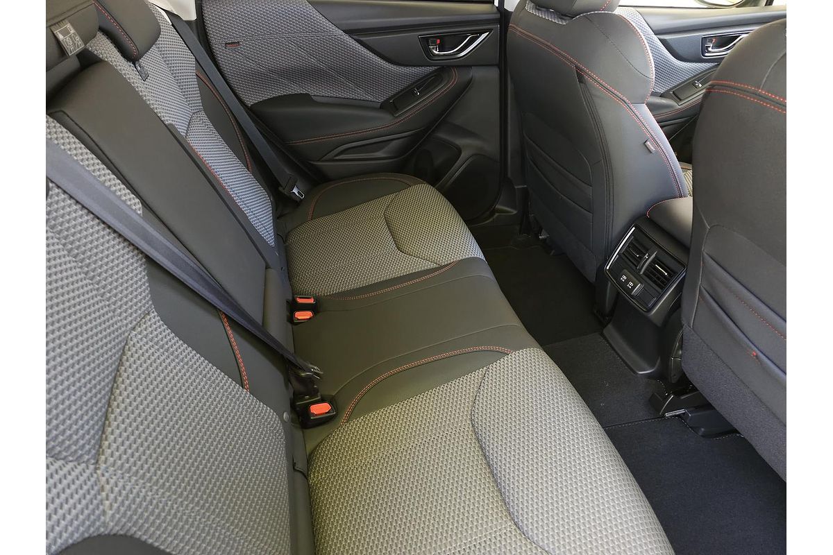 2024 Subaru Forester 2.5i Sport S5