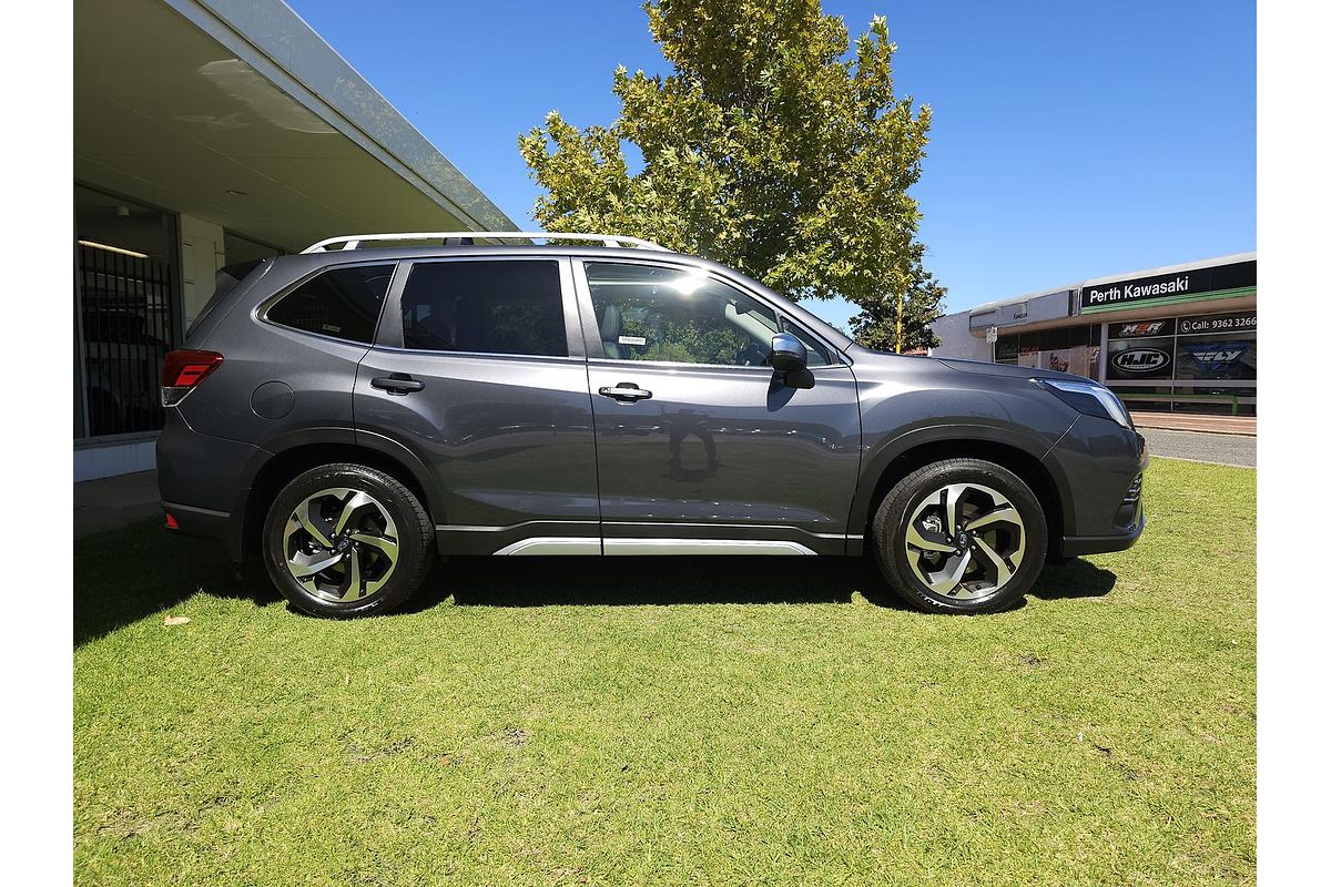 2024 Subaru Forester 2.5i-S S5