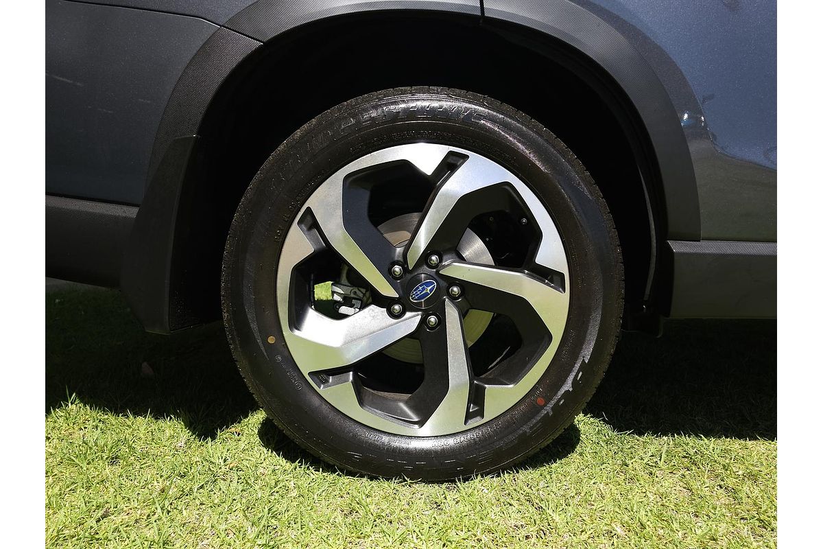 2024 Subaru Forester 2.5i-S S5