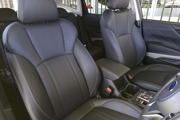 2024 Subaru Forester 2.5i-S S5