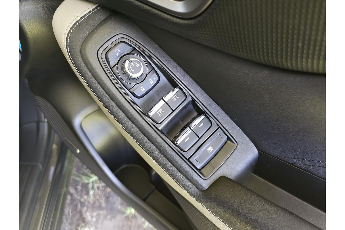 2024 Subaru Forester 2.5i-S S5