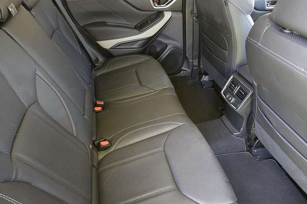 2024 Subaru Forester 2.5i-S S5