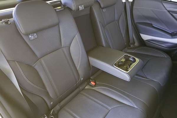 2024 Subaru Forester 2.5i-S S5