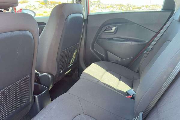 2015 Kia Rio S UB