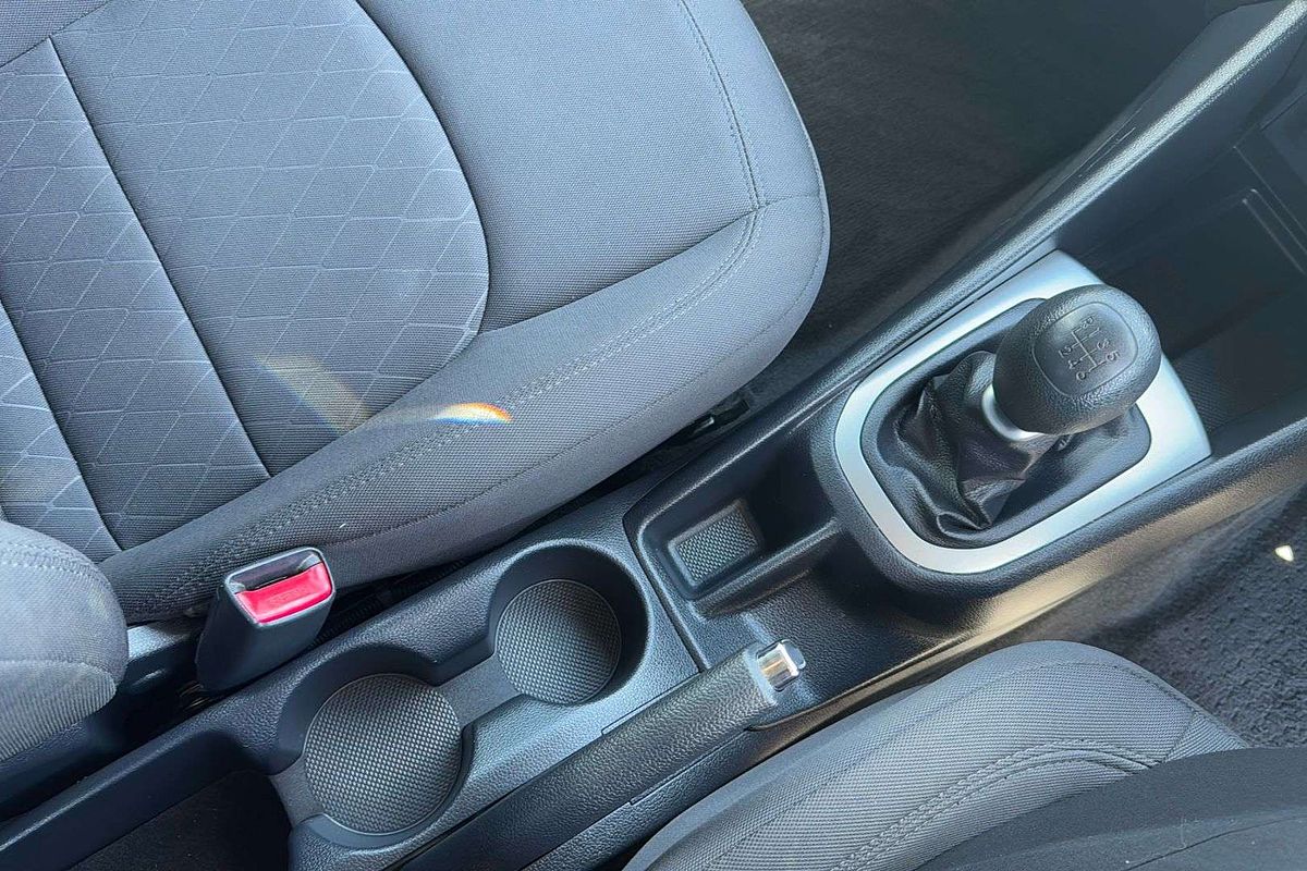 2015 Kia Rio S UB