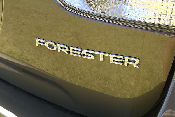 2024 Subaru Forester 2.5i-S S5