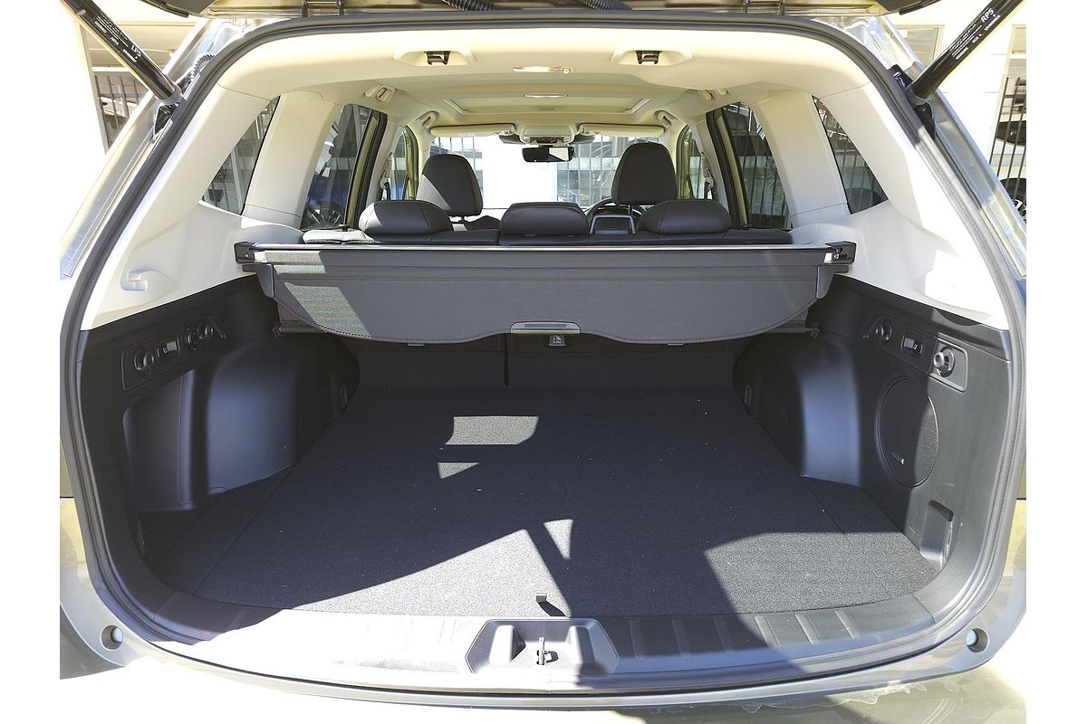 2024 Subaru Forester 2.5i-S S5