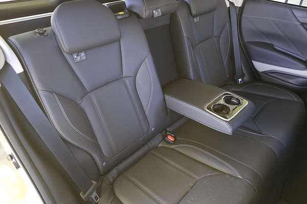 2024 Subaru Forester 2.5i-S S5