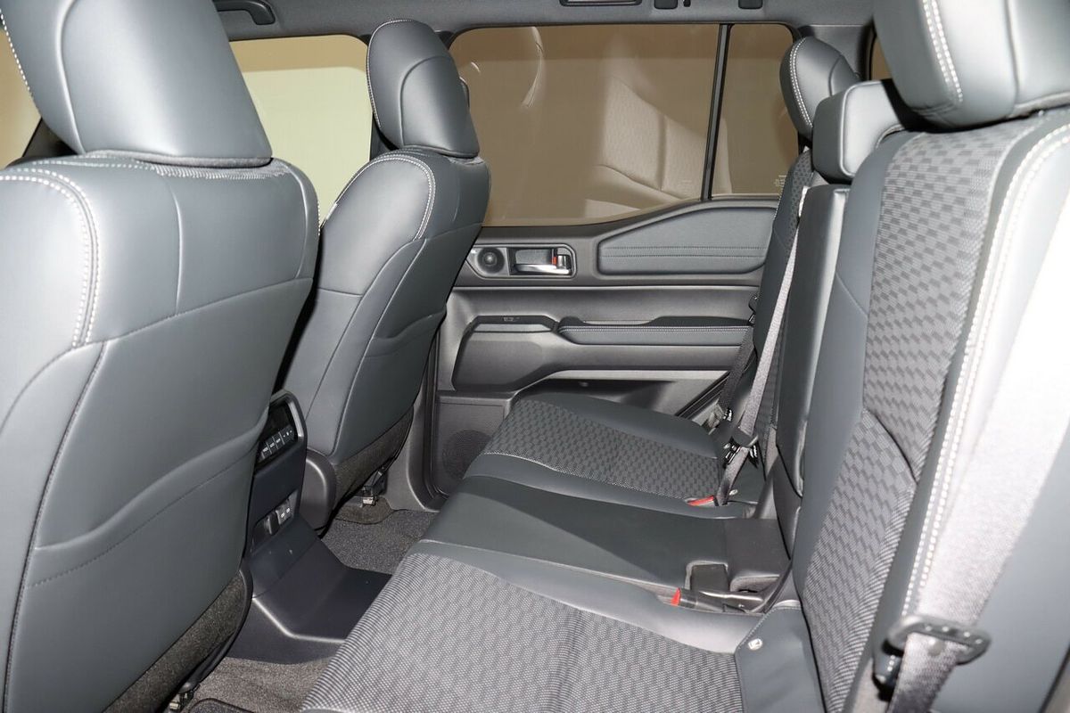 2024 Toyota Landcruiser Prado VX GDJ251R