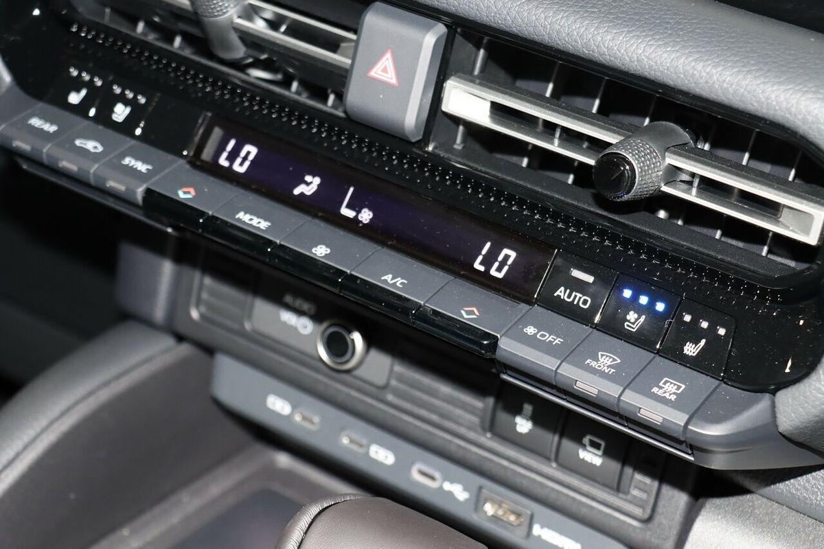 2024 Toyota Landcruiser Prado VX GDJ251R