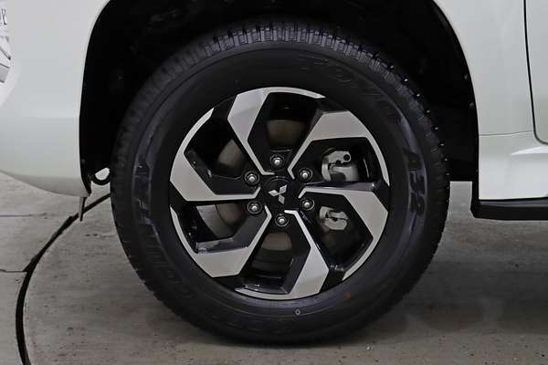 2024 Mitsubishi Pajero Sport GLS QG