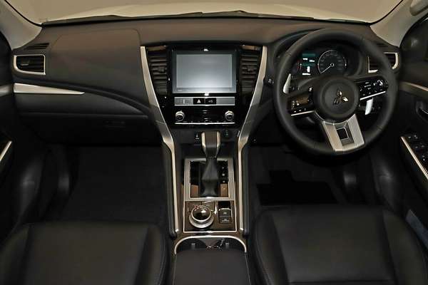 2024 Mitsubishi Pajero Sport GLS QG