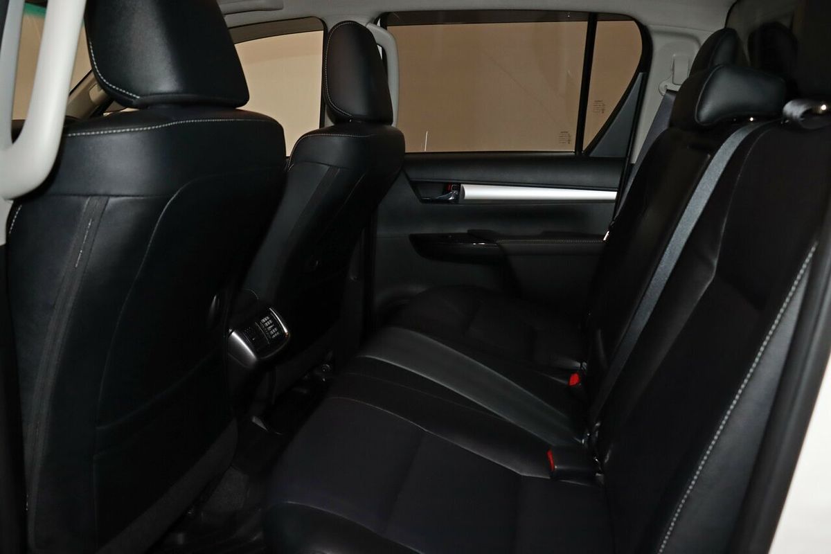 2023 Toyota Hilux SR5 GUN126R 4X4