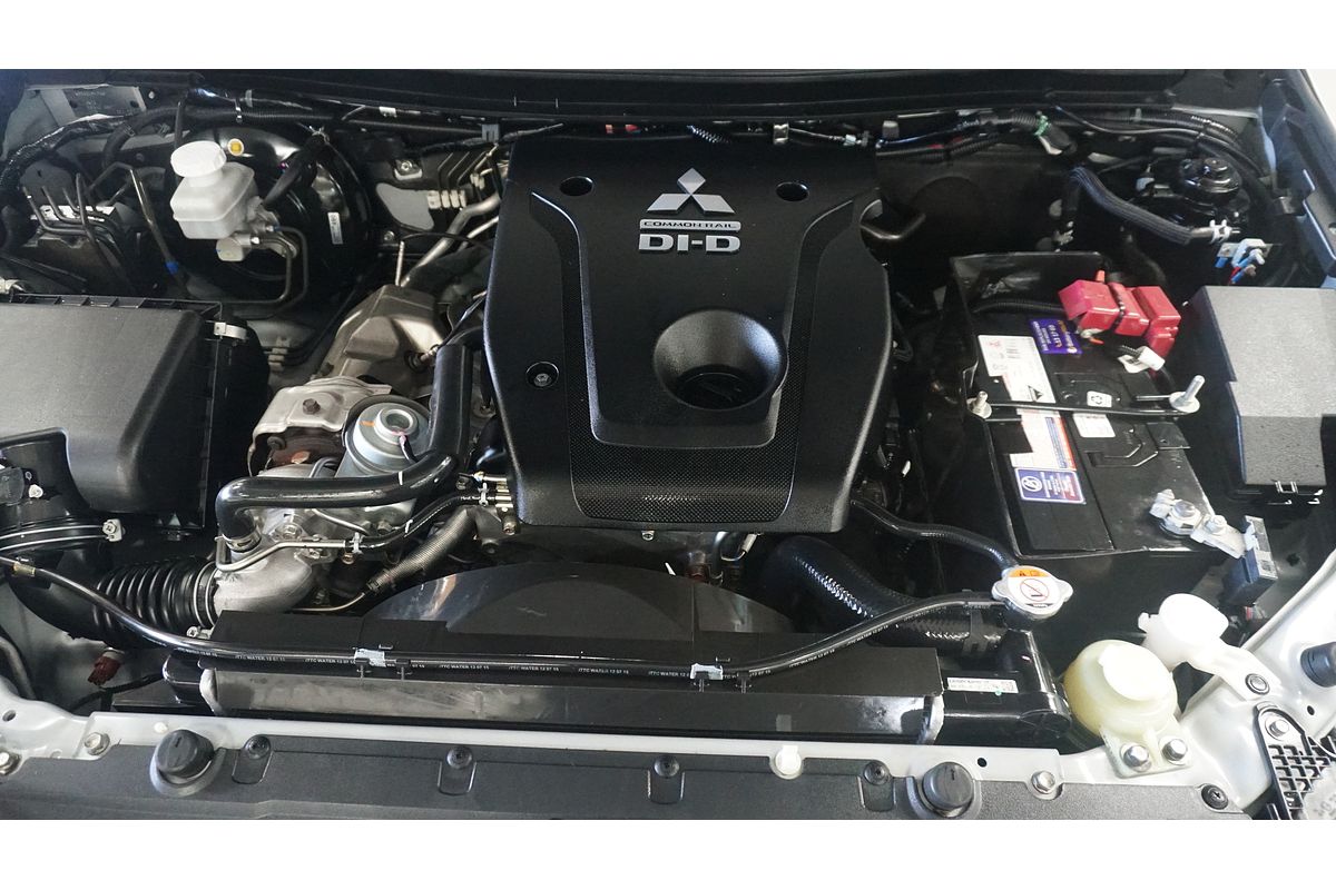 2016 Mitsubishi Pajero Sport GLS QE