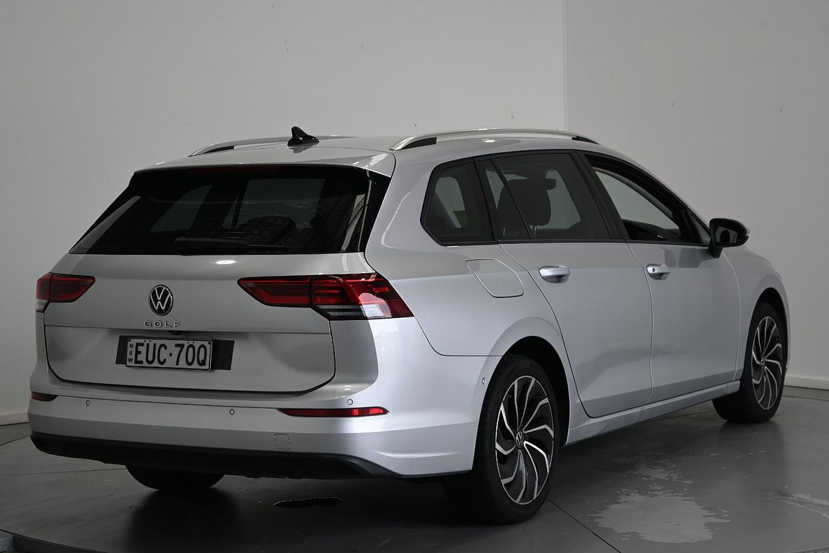 2022 Volkswagen Golf 110TSI Life 8