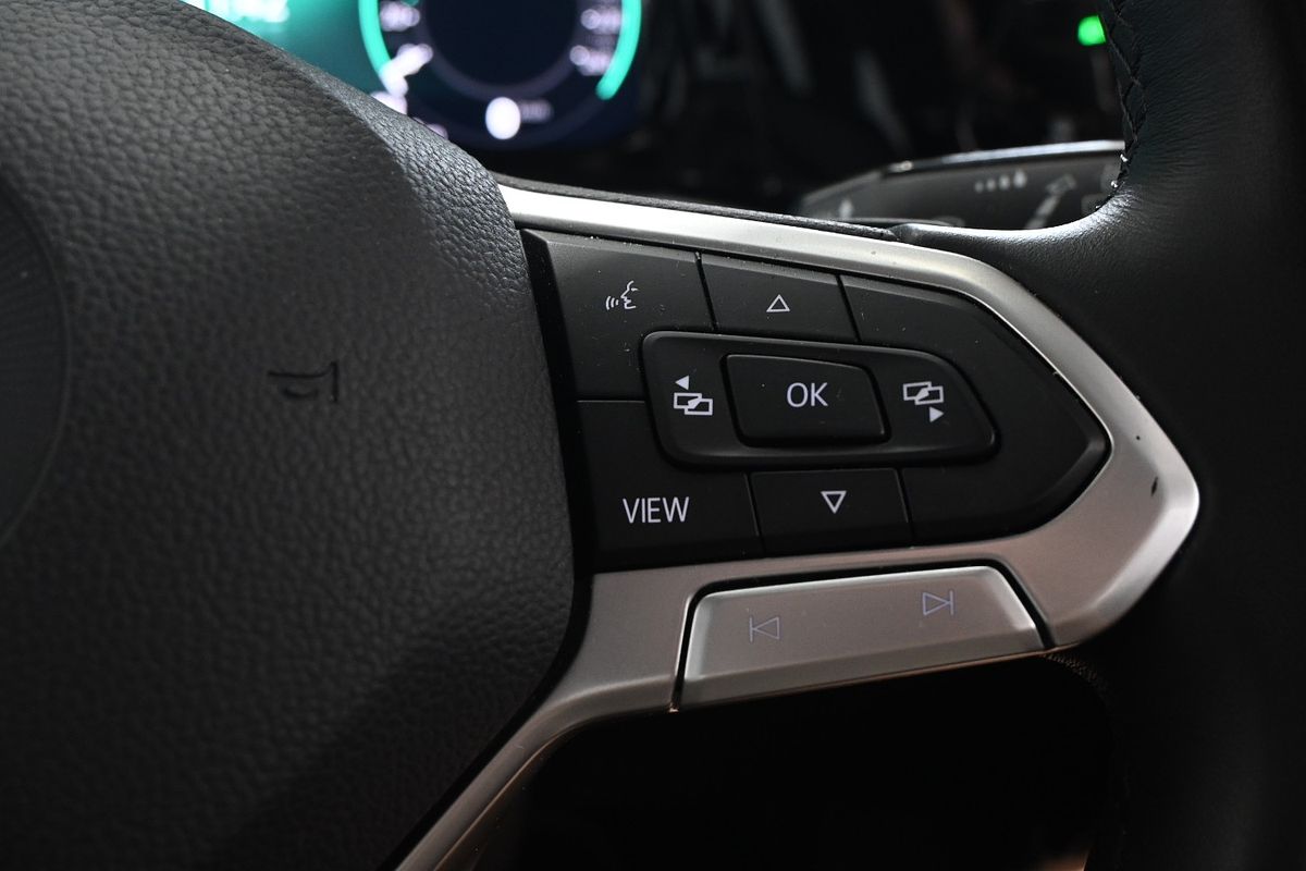 2022 Volkswagen Golf 110TSI Life 8