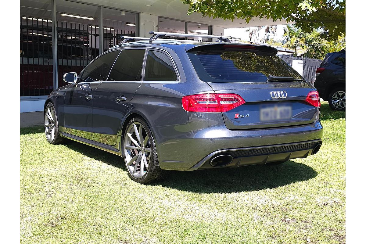 2013 Audi RS4 B8