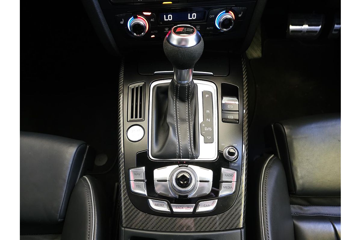 2013 Audi RS4 B8