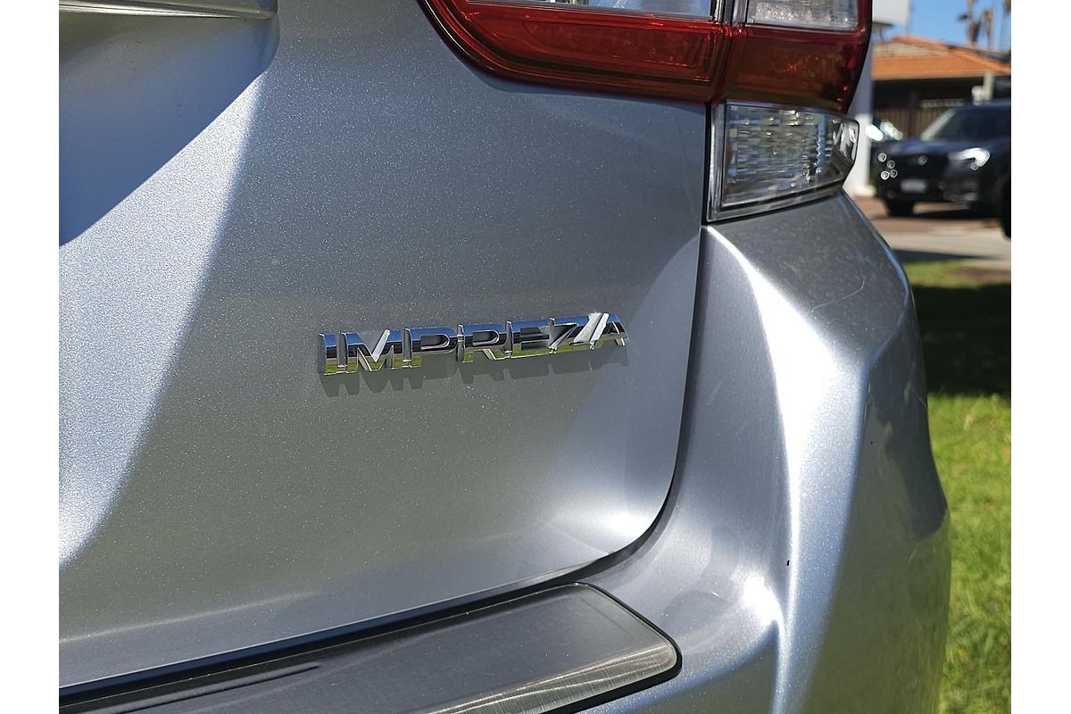 2017 Subaru Impreza 2.0i-S G5