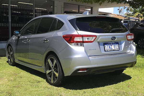 2017 Subaru Impreza 2.0i-S G5