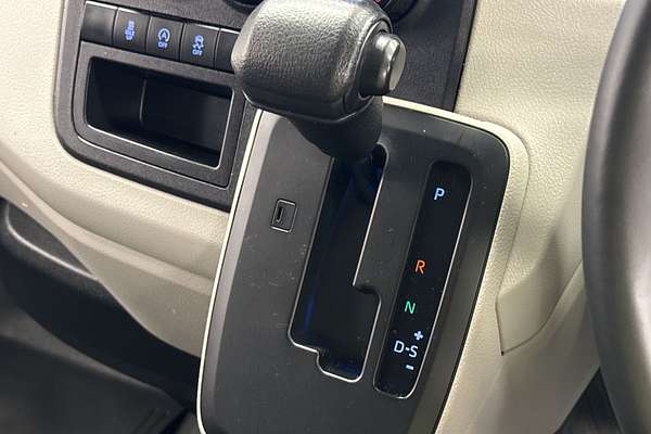 2019 Toyota Hiace GDH300R LWB