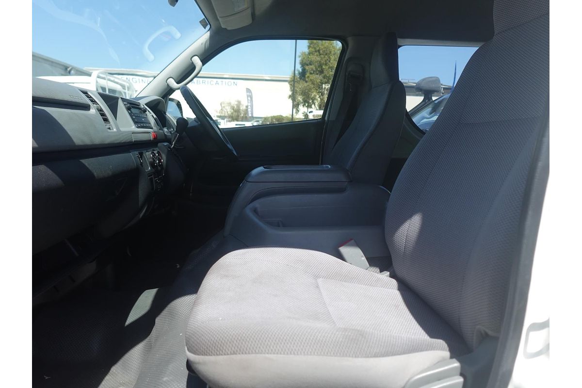 2009 Toyota Hiace Commuter TRH223R
