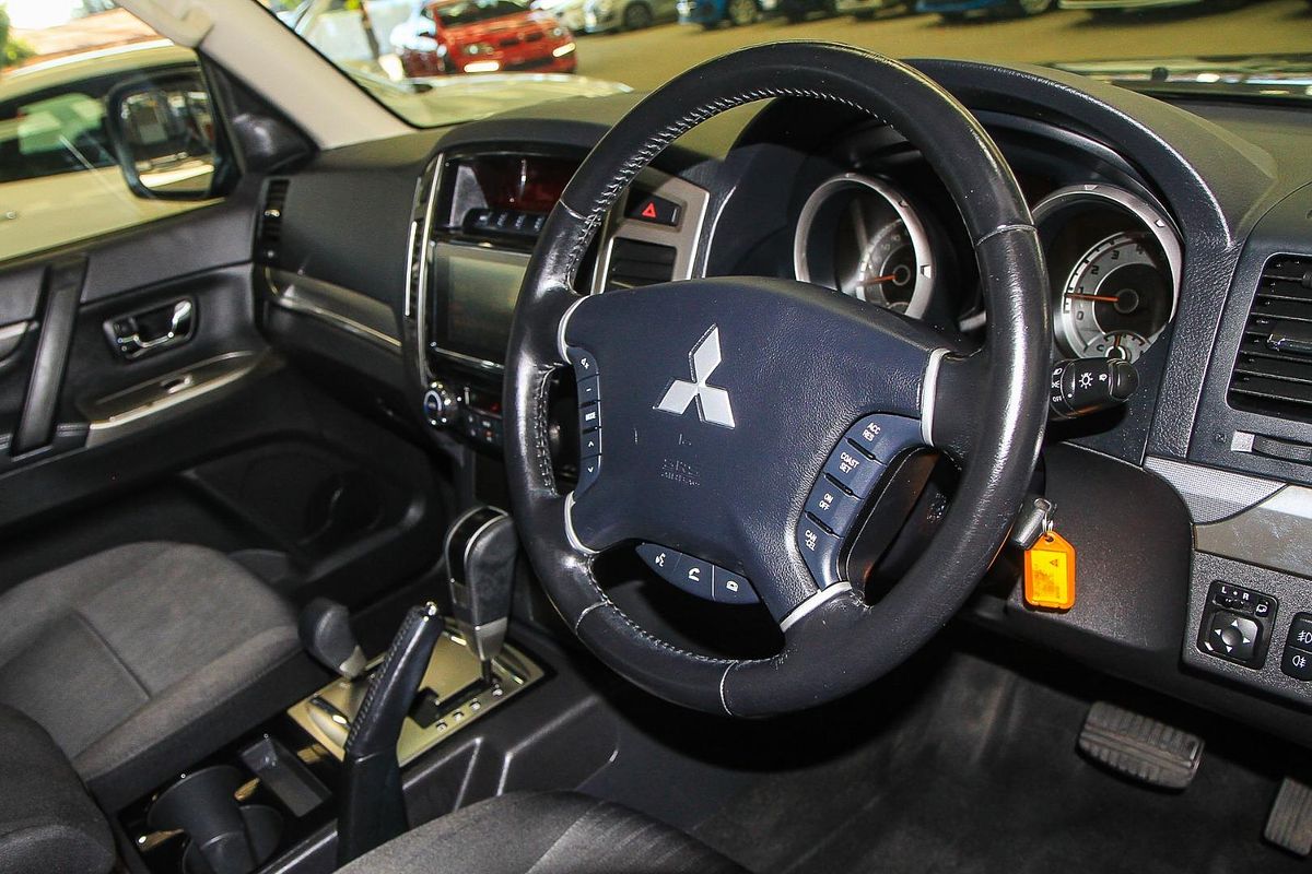 2020 Mitsubishi Pajero GLX NX