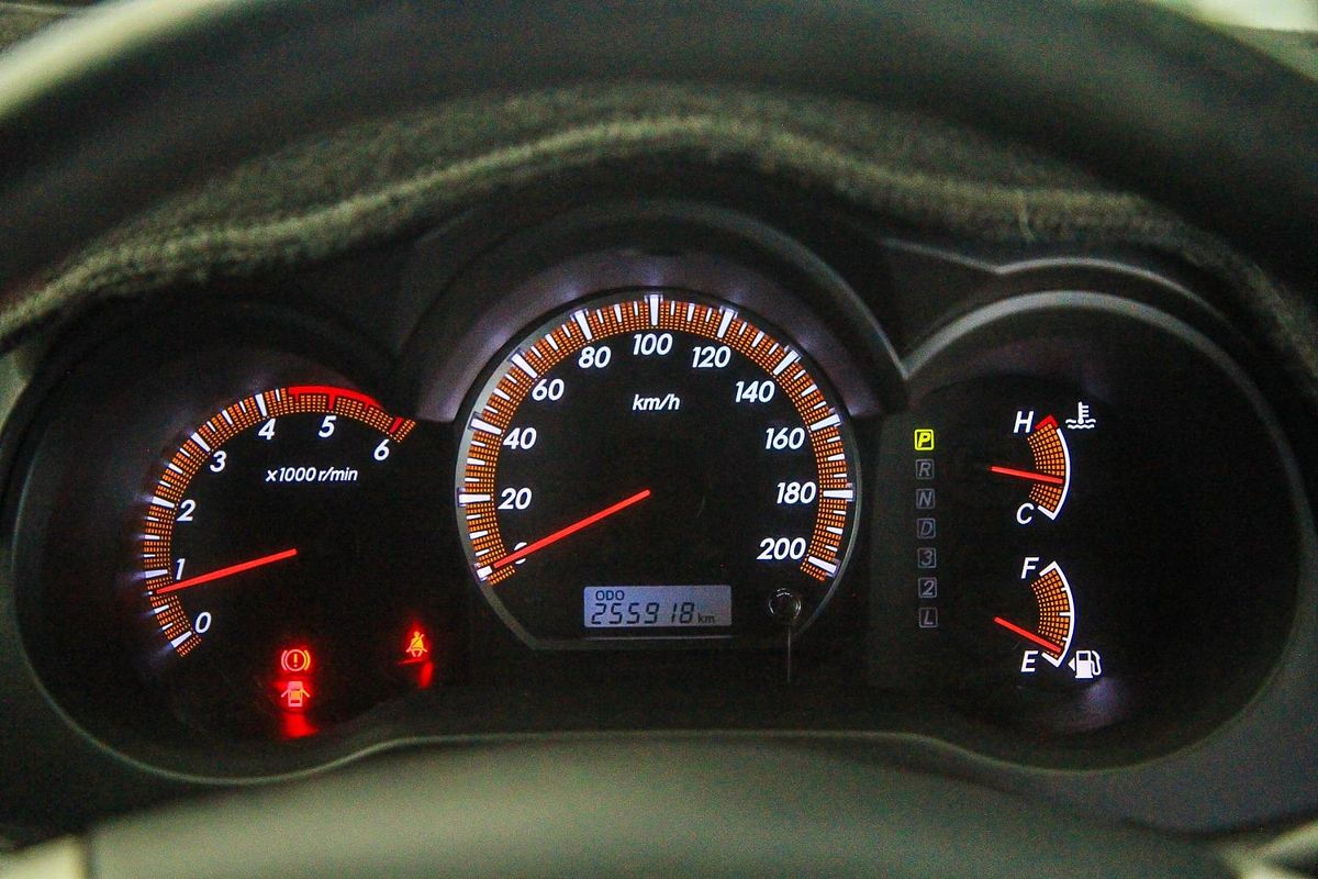 2013 Toyota Hilux SR5 KUN26R 4X4
