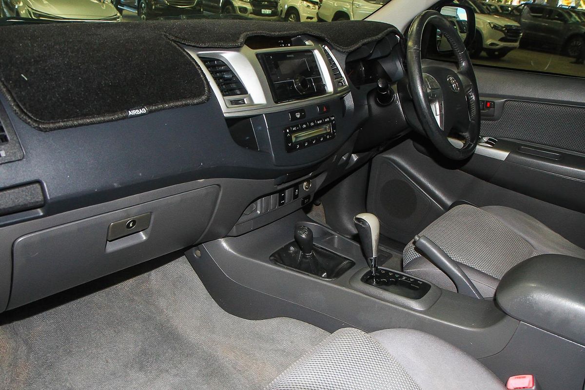 2013 Toyota Hilux SR5 KUN26R 4X4
