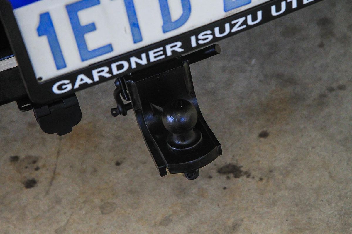 2014 Isuzu D-MAX SX Rear Wheel Drive